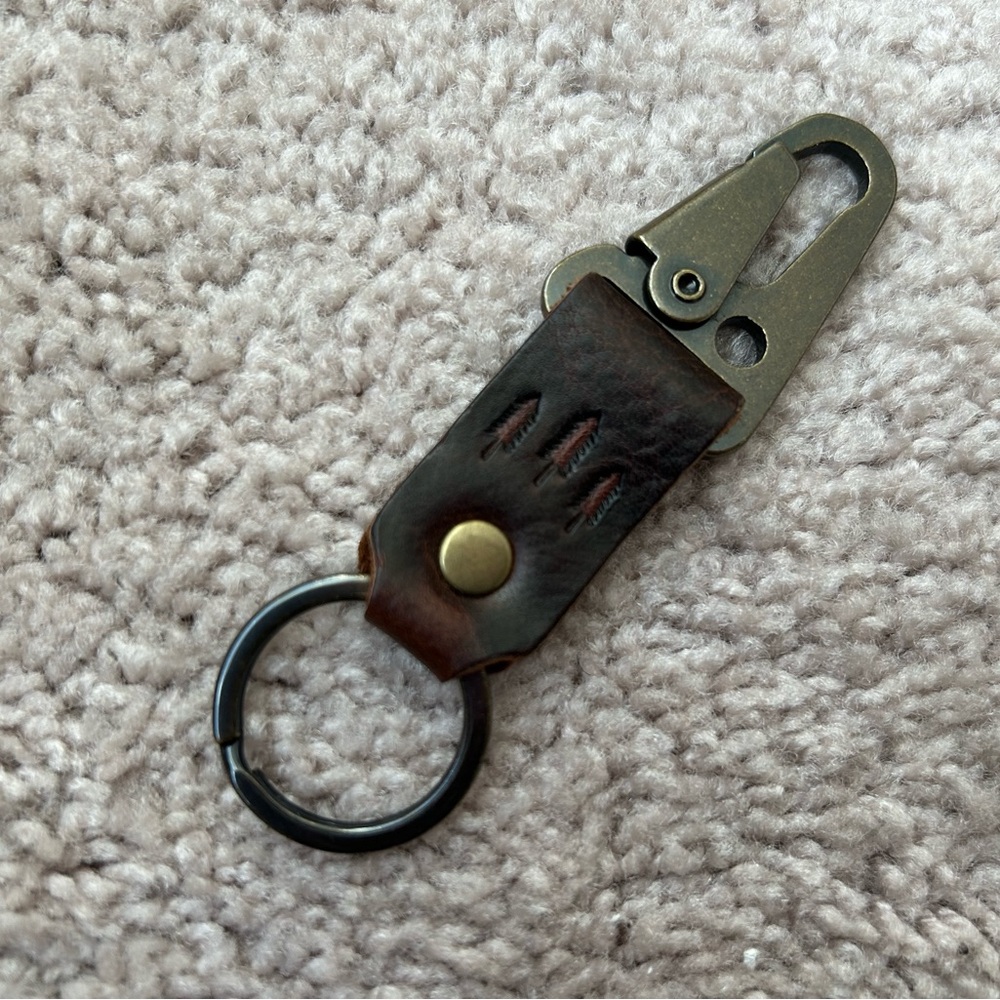 Portland Leather Goods Short PLG keychain in Lava (?)/Timber (?)